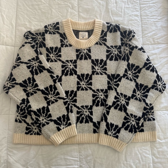 Billabong Beyond Basic V-Neck Sweater - Picture 1 of 7